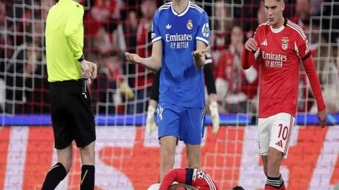 深情共鸣，利物浦与纽卡球迷赛前齐声为传奇基冈加油鼓劲！