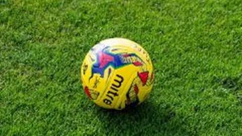 泰国大名单揭晓：德乙米克尔森领衔，三名海外球员入选